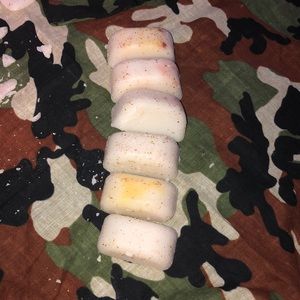 Pumpkin spice wax tarts